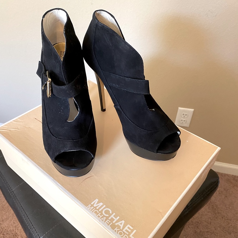 Michael Kors peep toe with buckle detailing